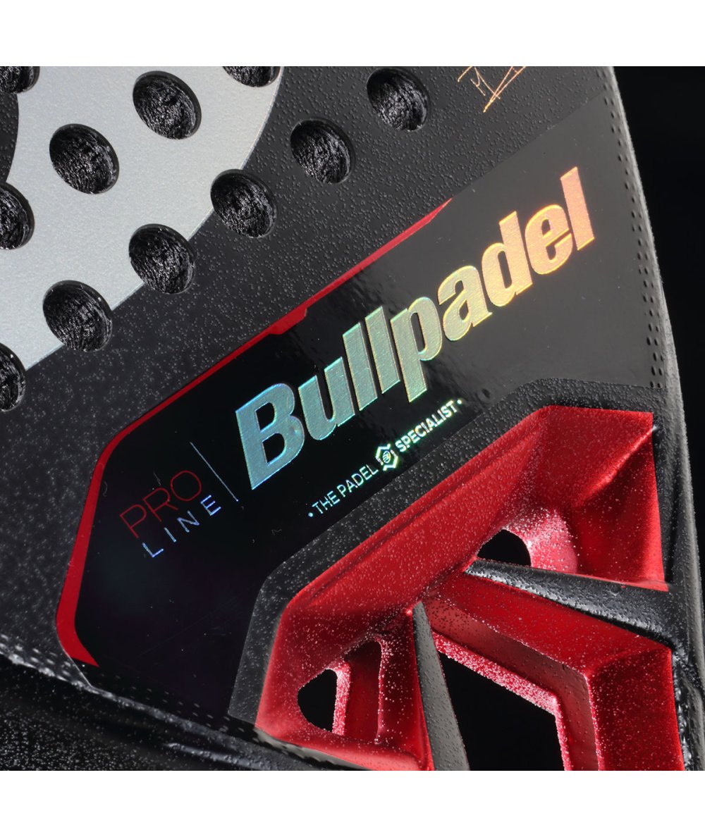 Bullpadel Vertex 04 CMF Comfort 2024, wordt verwacht begin oktober 2023
